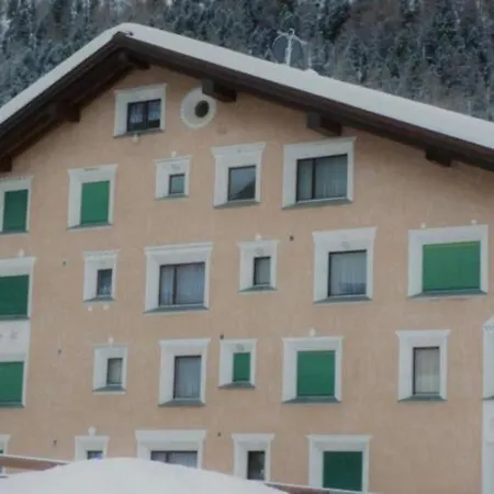 Chesa Curtin Apartment Pontresina